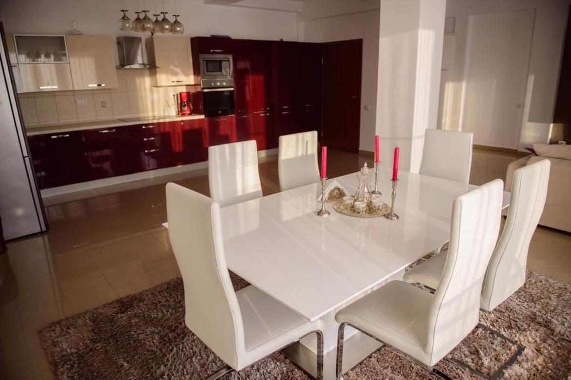 Apartamento Sadara Sea Breeze Năvodari Exterior foto