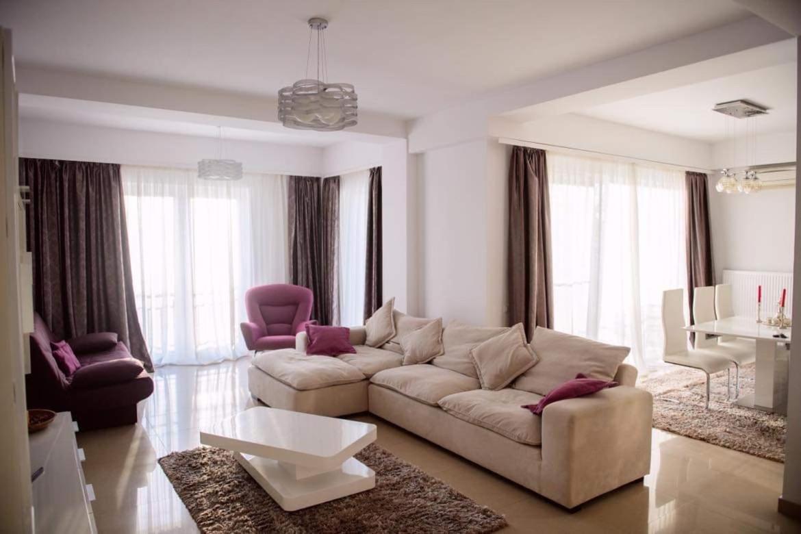 Apartamento Sadara Sea Breeze Năvodari Exterior foto