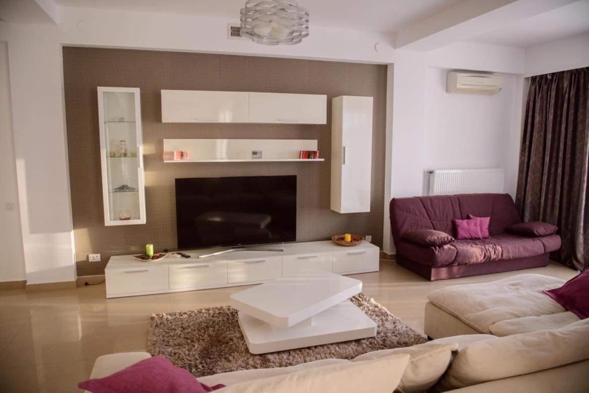 Apartamento Sadara Sea Breeze Năvodari Exterior foto
