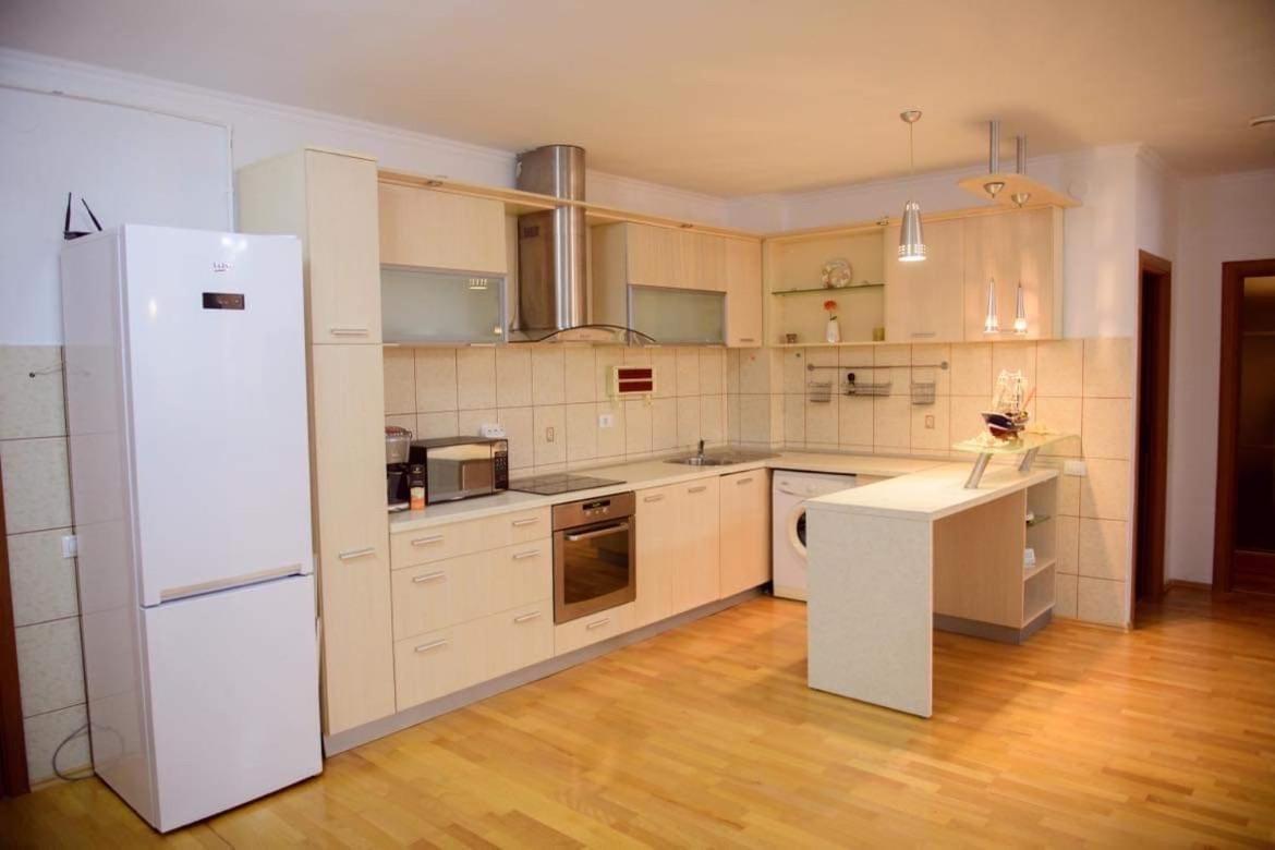 Apartamento Sadara Sea Breeze Năvodari Exterior foto